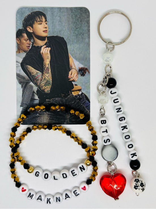 Bts Accessories - (4pcs) BTS JUNGKOOK KEYCHAIN BRACELET PHOTO CARD BUNDLE